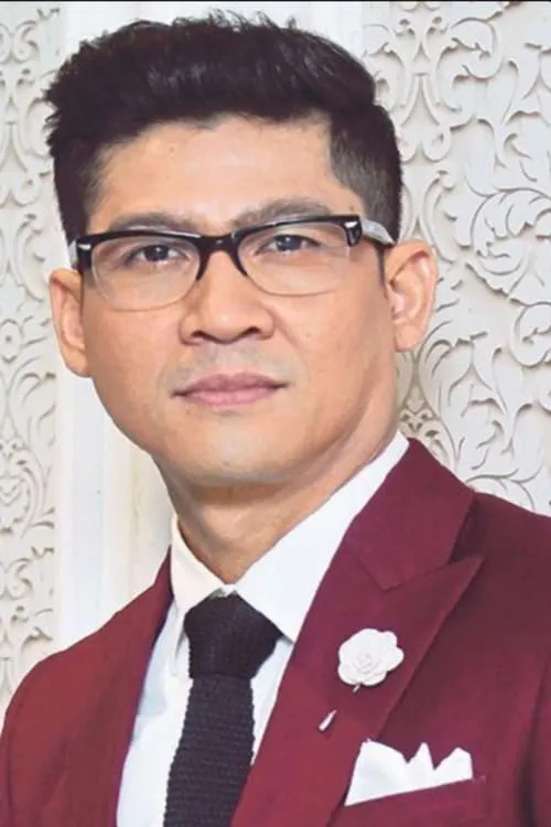 Zarul Husin — personaje: Dato Jefri