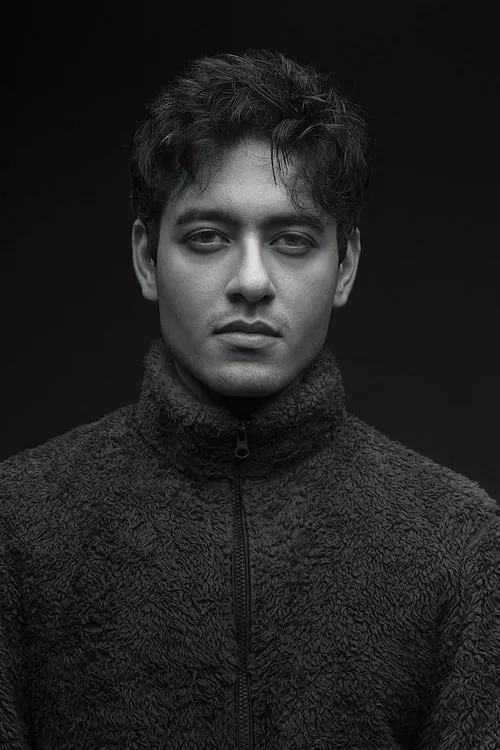 Zeyn Shaw en su biografía y filmografía