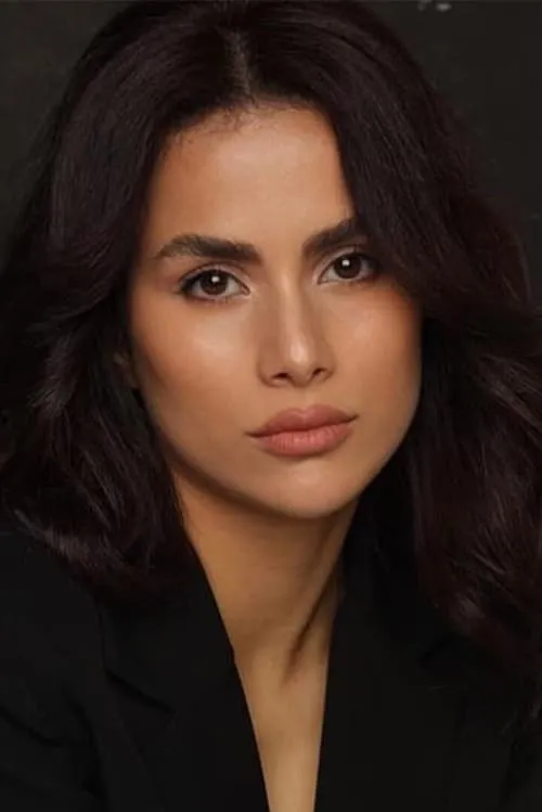 Amir Zakaria ha trabajado con Zeynep Derin Şenyiğit en 1 ocasiones