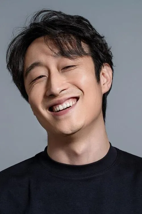 Zhenhe Ling en su biografía y filmografía