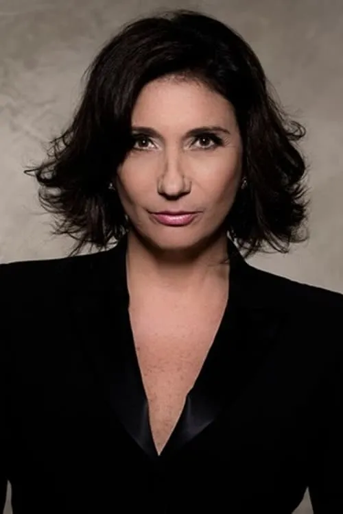 Zizi Possi interpretando a 