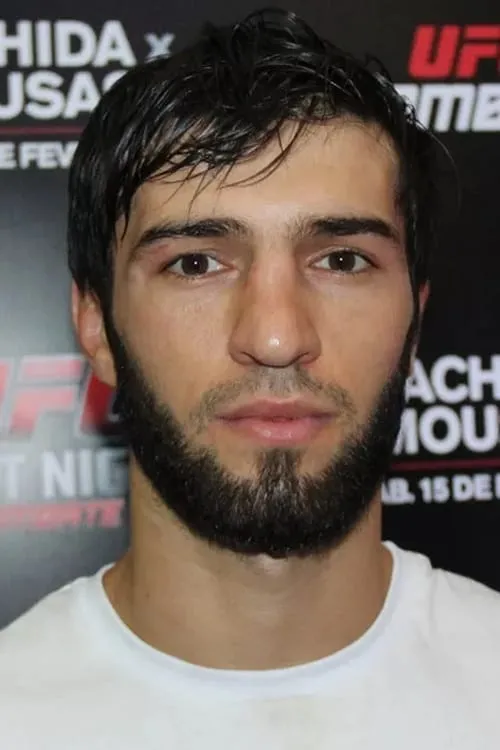 Jan Blachowicz ha trabajado con Zubaira Tukhugov en 3 ocasiones