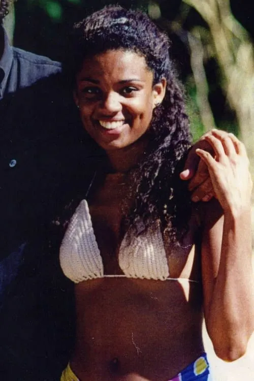 Zuleica Dos Santos interpretando a Sonia