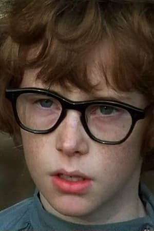 Alfred Lutter interpretando a Phillip