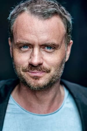 André Röhner interpretando a Nick