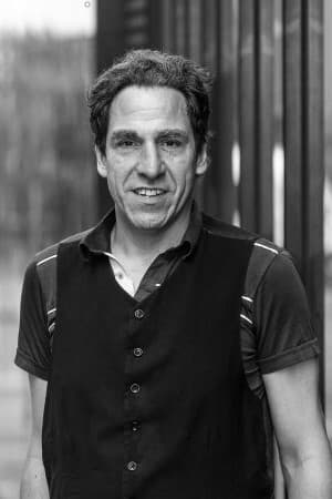 Joseph Kennedy ha trabajado con Andreas Perschewski en 1 ocasiones