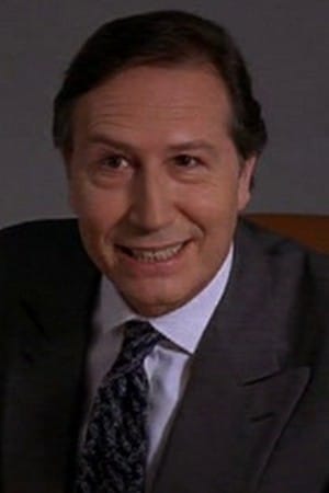 Antonio Ballerio interpretando a direttore capo di Sergio