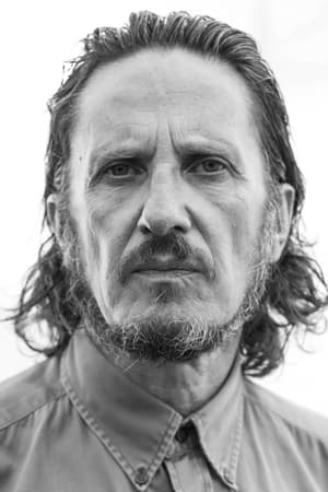 Marta Costa ha trabajado con Antonio Estrada en 1 ocasiones