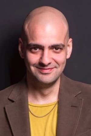 Bartu Küçükçağlayan interpretando a Mertkan