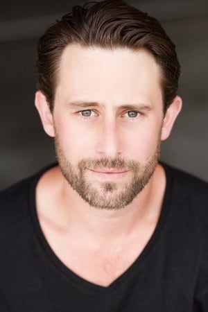 Angus Pilakui ha trabajado con Ben Chisholm en 1 ocasiones