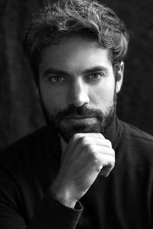 Emilia Claudeville ha trabajado con Benjamín Alfonso en 1 ocasiones