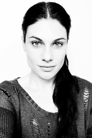 Tess Goodman ha trabajado con Bernadette Couture en 1 ocasiones