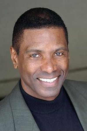 John Paxton ha trabajado con Bill E. Rogers en 4 ocasiones