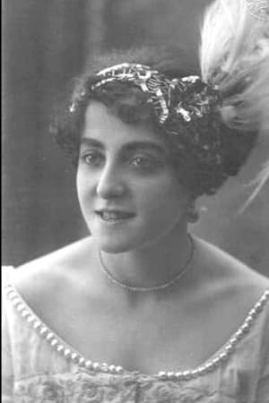 Carmen Macarena ha trabajado con Blanca Suárez en 1 ocasiones