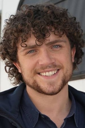 Carlos Muller — personaje: Logan Barnes