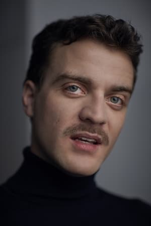 Cesar Duminil interpretando a