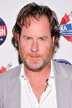 Logan Manus ha trabajado con Chris Henchy en 2 ocasiones