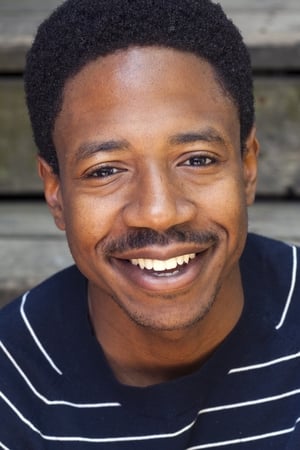 Chris Sandiford interpretando a Mosley