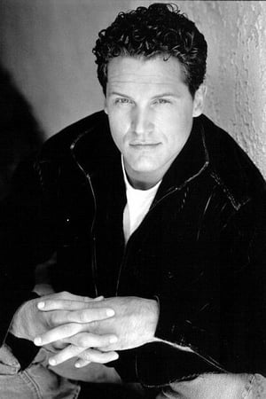 Bruce Roberts ha trabajado con Christopher Caso en 2 ocasiones