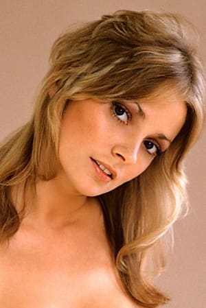 Cynthia Wood interpretando a Moon