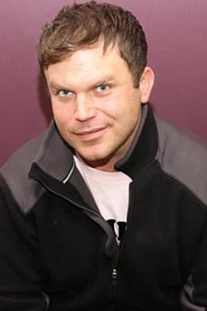 Danny Rhodes interpretando a Scott Kaniewski