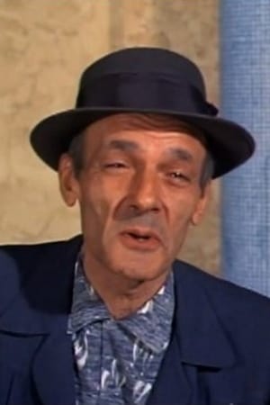 David Bond interpretando a Dan Kevlin