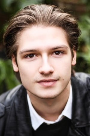 Dávid Miller interpretando a Péksegéd