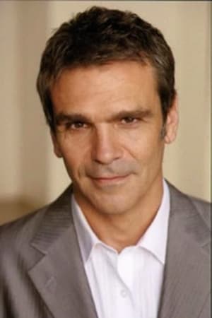 Dean Tarrolly en su biografía y filmografía