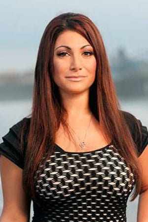 Deena Cortese en su biografía y filmografía