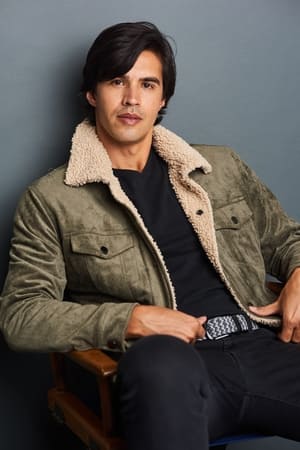 Diogo Hausen interpretando a 