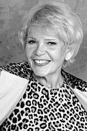 Loretta Tupper ha trabajado con Drinda Lalumia en 1 ocasiones