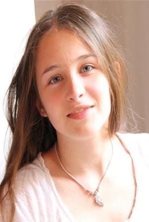 Emma Ninucci interpretando a Valentine