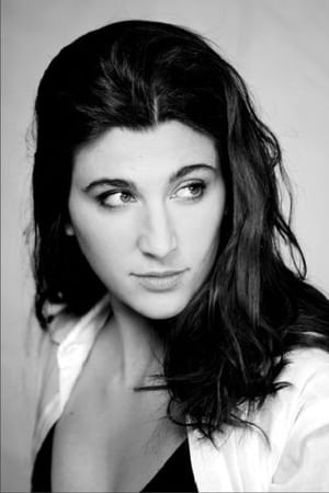 Evita Ciri interpretando a Moglie Fantinari