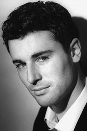 Katrin Larissa Kasper ha trabajado con Ezra Godden en 1 ocasiones