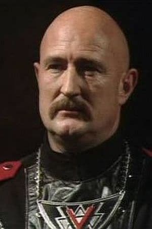 Steffanie Pitt ha trabajado con Forbes Collins en 2 ocasiones