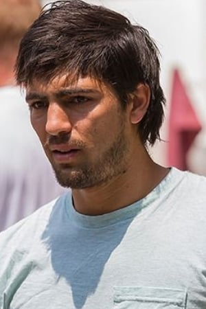 Gabriel Nunez interpretando a Himself