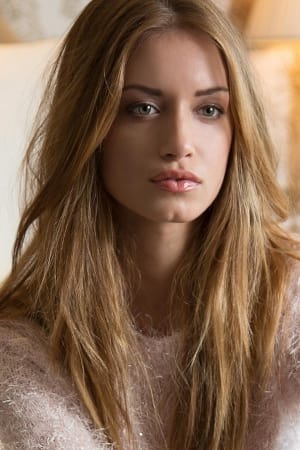 Giulia Arena — personaje: herself