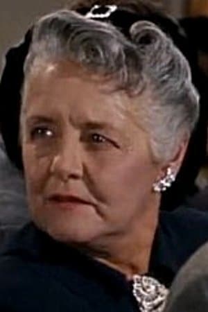 Paula Winslowe ha trabajado con Helen Spring en 1 ocasiones