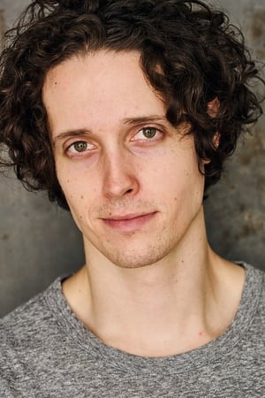 Alex Moore ha trabajado con Isiah Adams en 1 ocasiones