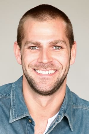 Jamie Switch interpretando a Jason