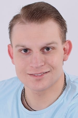 Jacob Warner ha trabajado con John Batziolas en 1 ocasiones