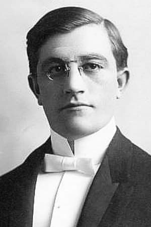 John Harrington interpretando a Swanson