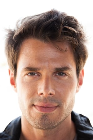 Chace Crawford ha trabajado con Josh Casaubon en 2 ocasiones