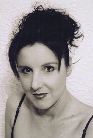 Jynine James interpretando a Magistrate