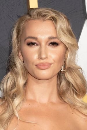 Dave Peniuk ha trabajado con Karolina Benefield en 1 ocasiones