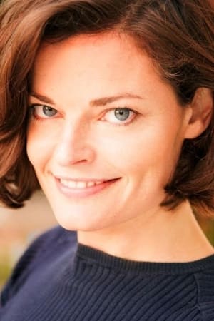 Lynette Edwards ha trabajado con Kathryn Sumner en 1 ocasiones