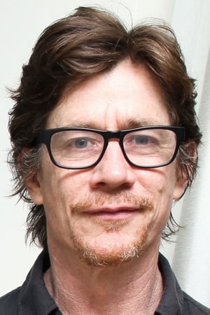 Kevin Breznahan interpretando a Ron