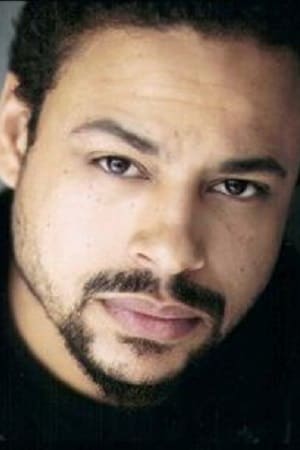 Dexter Bell ha trabajado con Kimani Ray Smith en 3 ocasiones