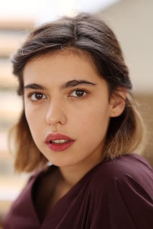 Mara Bugarin interpretando a