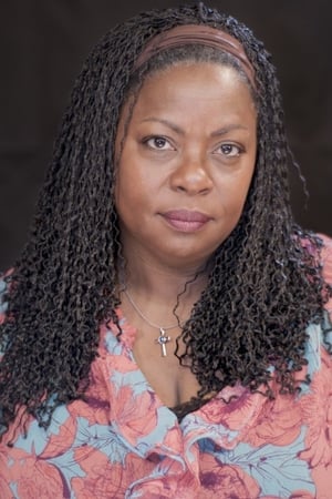 Margaret Newborn interpretando a Family Member